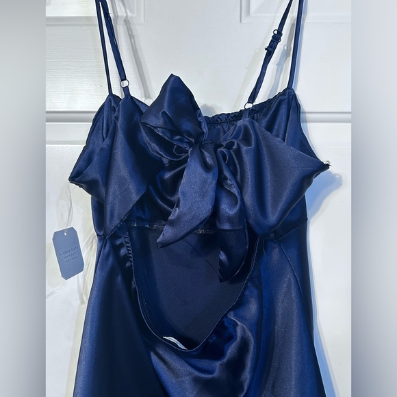 Altar’d State Kinsley satin minidress, size XL - Picture 4 of 8